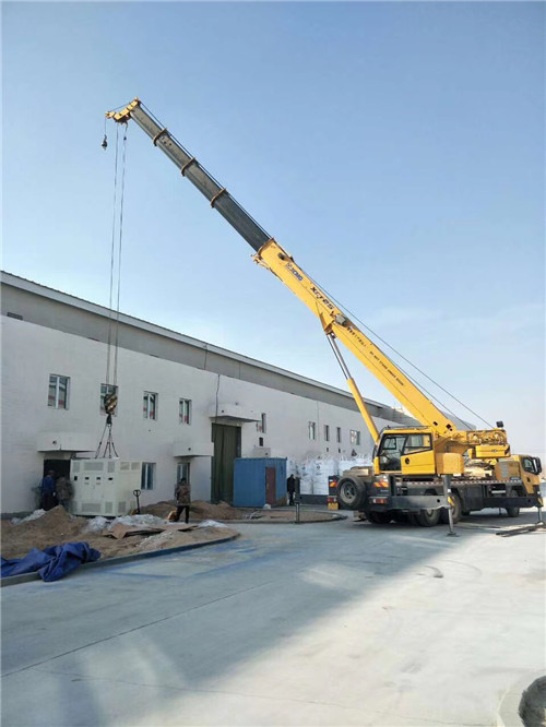 彭阳县“超载就喊停”—— 吊车的 “重量保镖” 技术